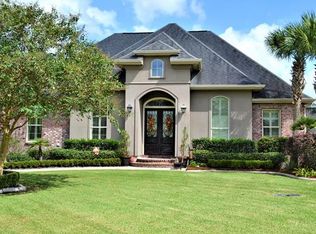 112 Oaklawn Ridge Ln, Saint Rose, LA 70087