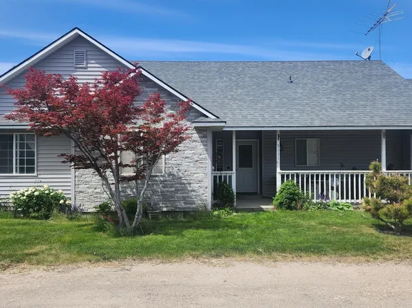 5111 Barnard Ln, Fruitland, ID 83619