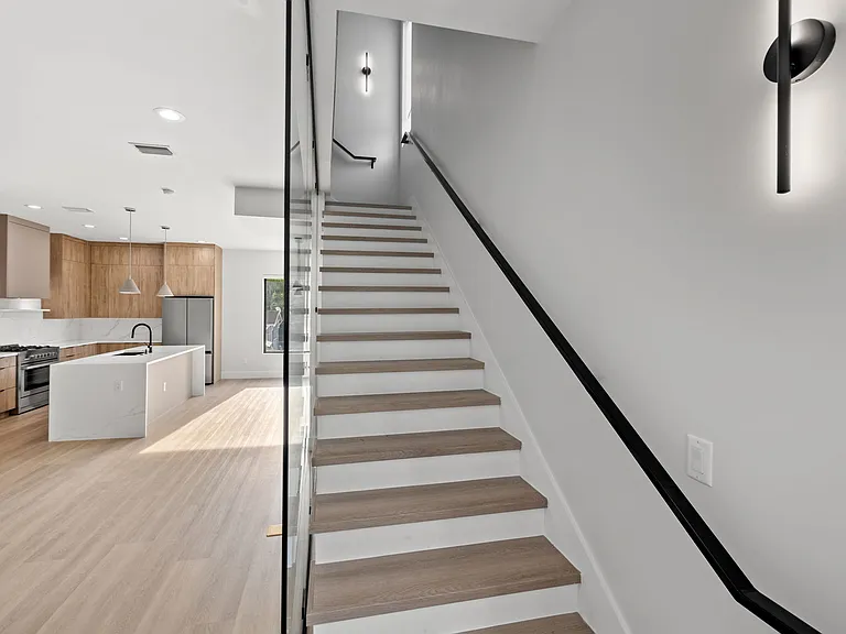 2507 N Massachusetts Ave #1 — Photo 25