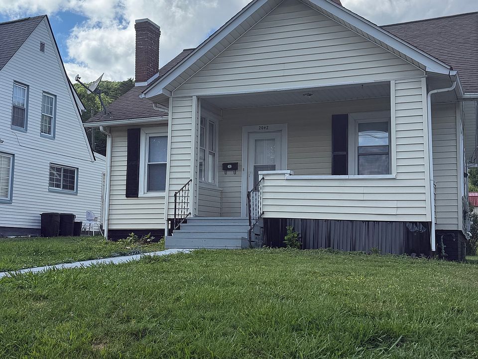 1st image of 2042 Lee Ave