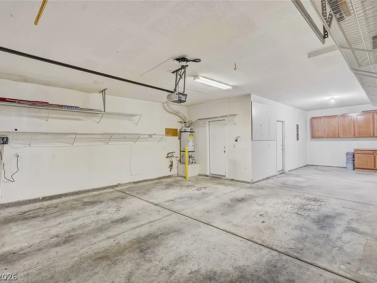 3034 Carbondale St — Photo 46