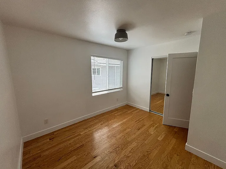 3232 Verdugo Rd — Photo 12