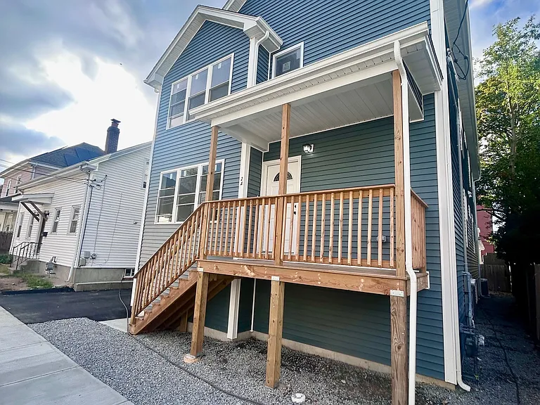 24 Vandewater St #2 — Photo 26