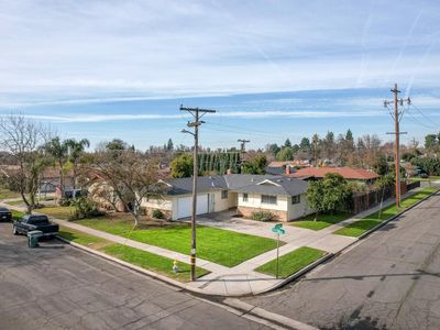 3955 N Tollhouse Rd, Fresno, CA, 93726
