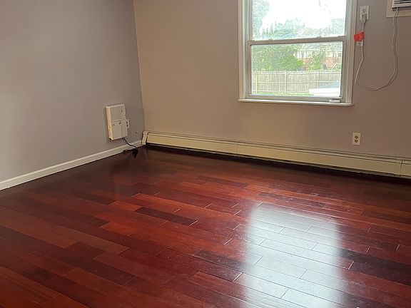2nd image of 61 Fireplace Ln