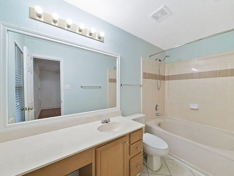 10215 Tiger Bay — Photo 22