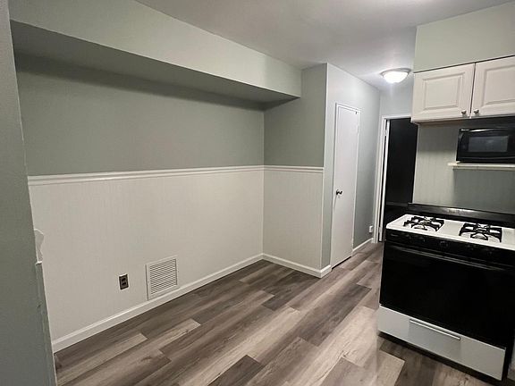 3rd image of 10 Berglund Ave Floor 1