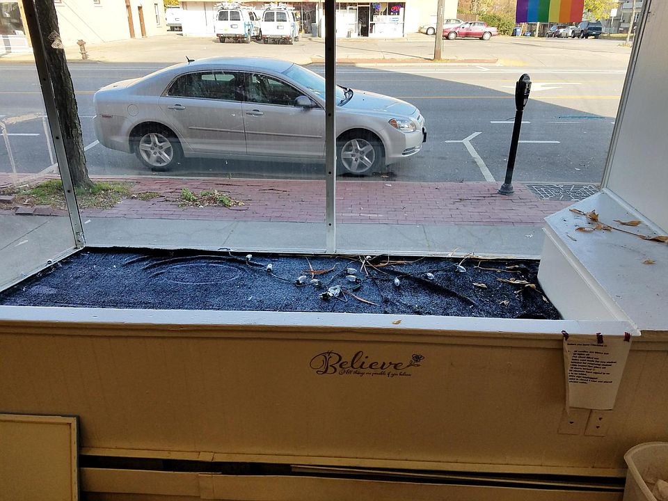 2nd image of 13339 Madison Ave #Commercial