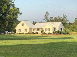 4143 Oak Grove Church Rd, Asheboro, NC 27205