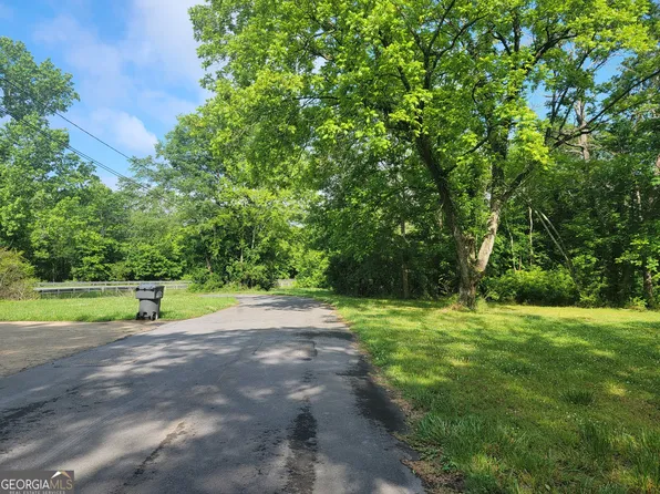 203 Henley St, Summerville, GA 30747