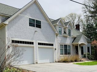 9 Pine Ridge Rd, Bourne, MA 02532