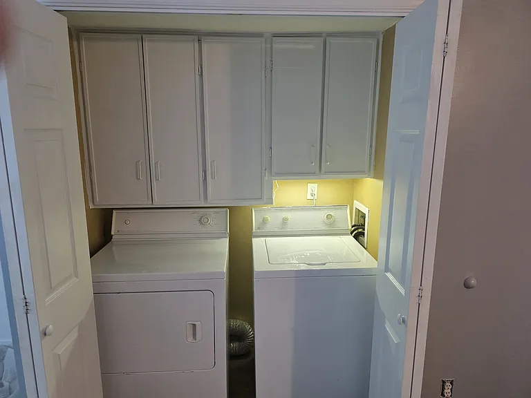 2737 Cottage Pl — Photo 8