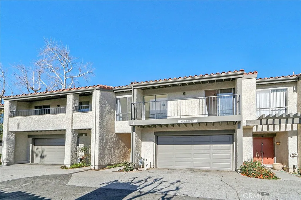 3 bed, 1404 sqft, $3,850 — Photo 1