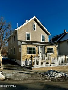 238 Linden St, Pittsfield, MA, 01201