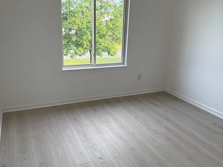 21423 Frost Ct — Photo 22