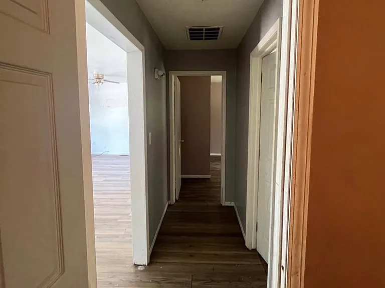 5065 Saint Clair Hwy #3 — Photo 3