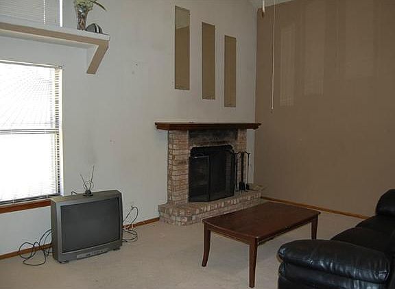 4th image of 4660 Loma Grande Dr