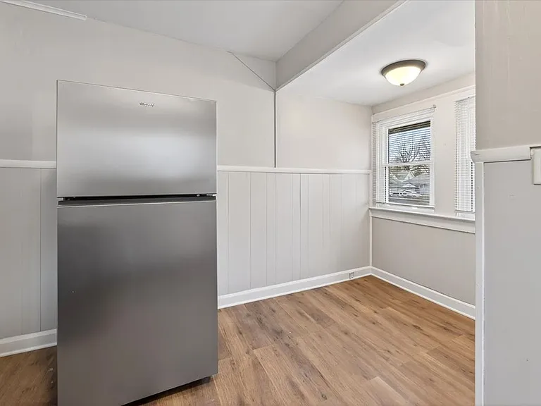 506 - 508 Emerson Ave — Photo 33