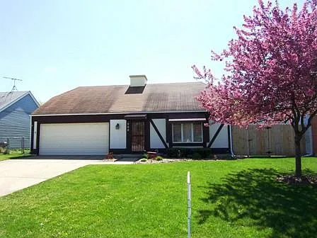 245 Fernwood Rd photo 1