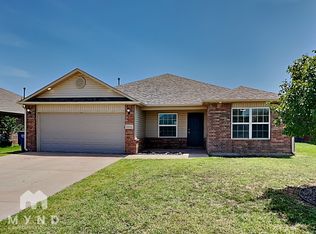 2016 W Oak Valley Way, Paoli, OK 73074