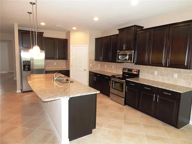 15302 Las Olas Pl — Photo 2