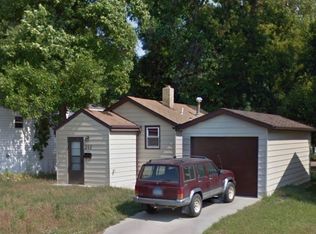 211 17th St SE, Minot, ND 58701