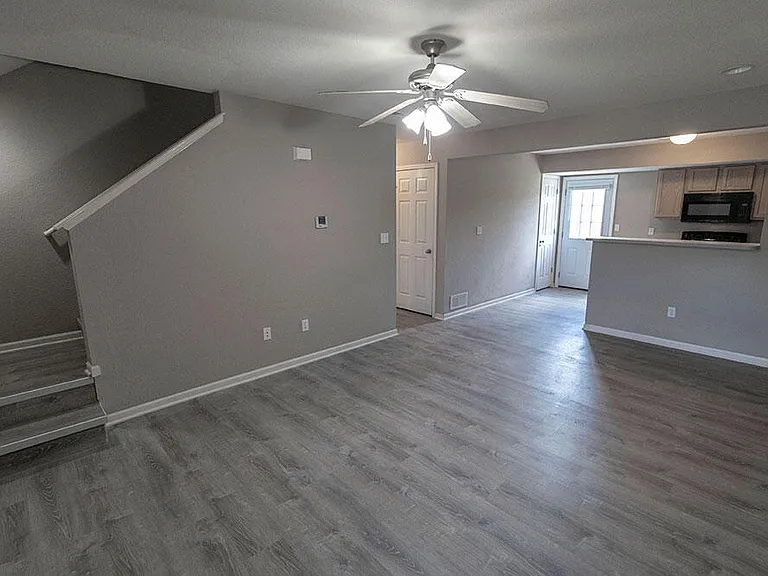 3927 Snowy Owl Dr — Photo 3