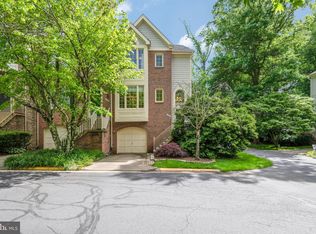 1360 Heritage Oak Way, Reston, VA 20194