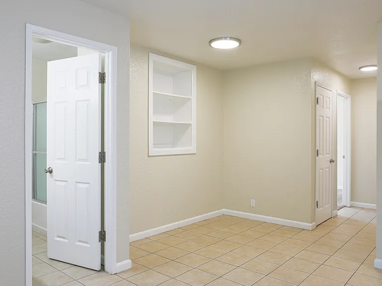 Creekview Homes — Photo 11