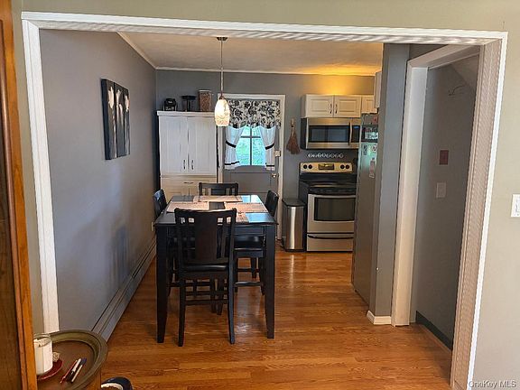 5th image of 388 1st Avenue