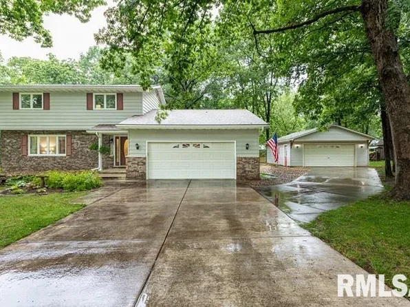 7125 N Dogwood Ln, Brimfield, IL 61517