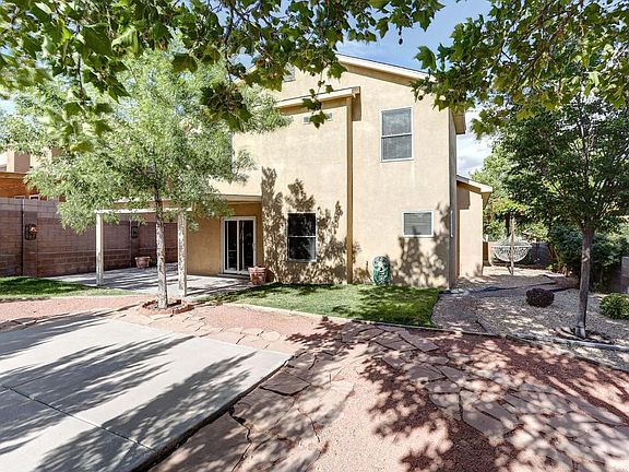 5th image of 10523 Tuscany Dr NW