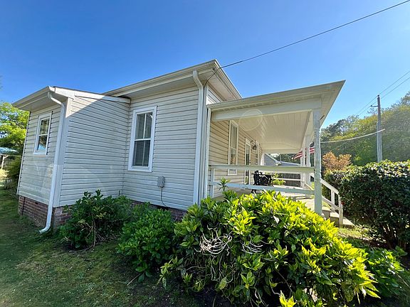 3rd image of 35563 Upshur S Neck Rd