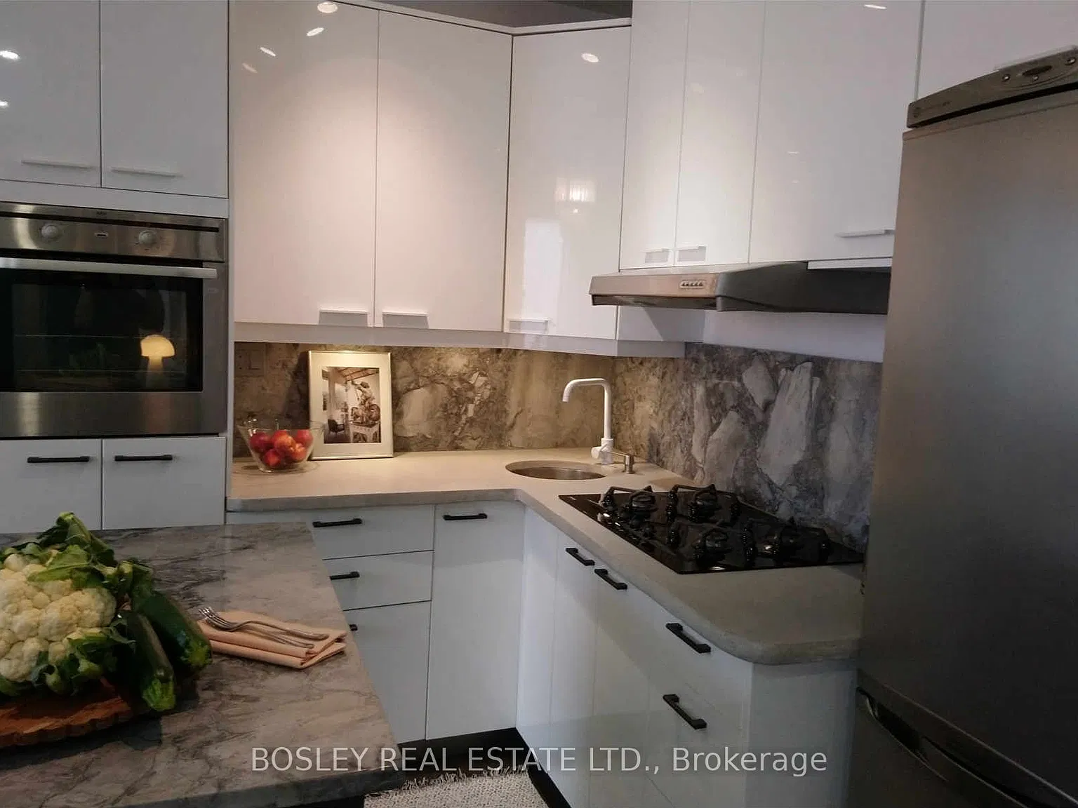 1 bed, $2,600 — Photo 3