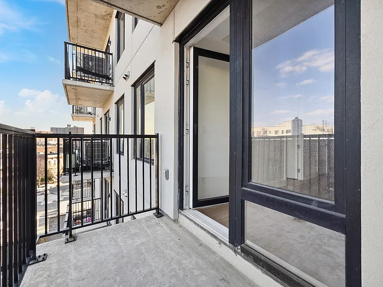 1457 Flatbush Ave #609 — Photo 34
