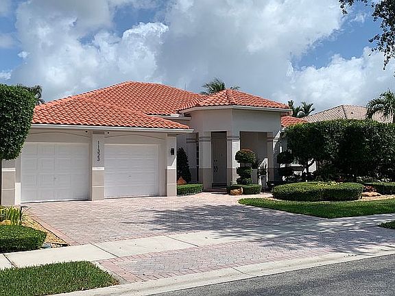 3rd image of 11323 NW 65th St