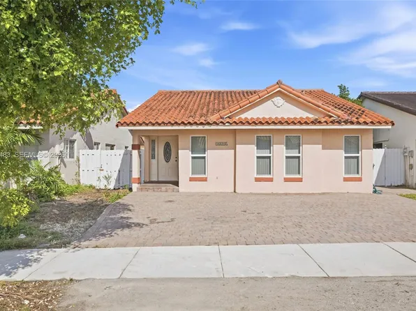 12641 NW 102nd Pl, Hialeah Gardens, FL 33018