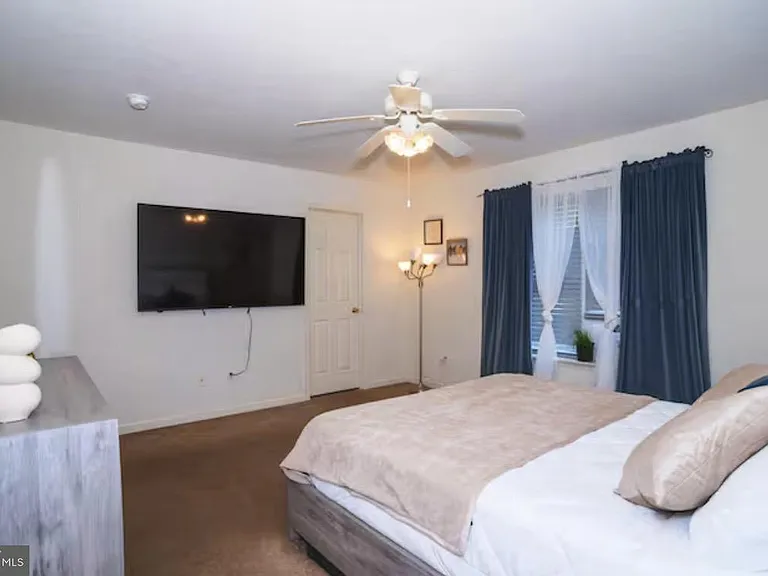 449 Clearview Dr — Photo 10