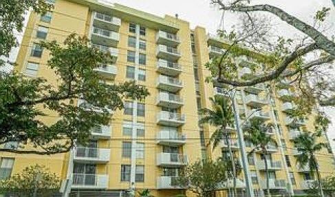 1st image of 2000 NE 135th St APT 709