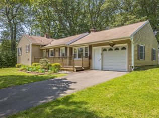 15 Kings Hwy, North Haven, CT 06473