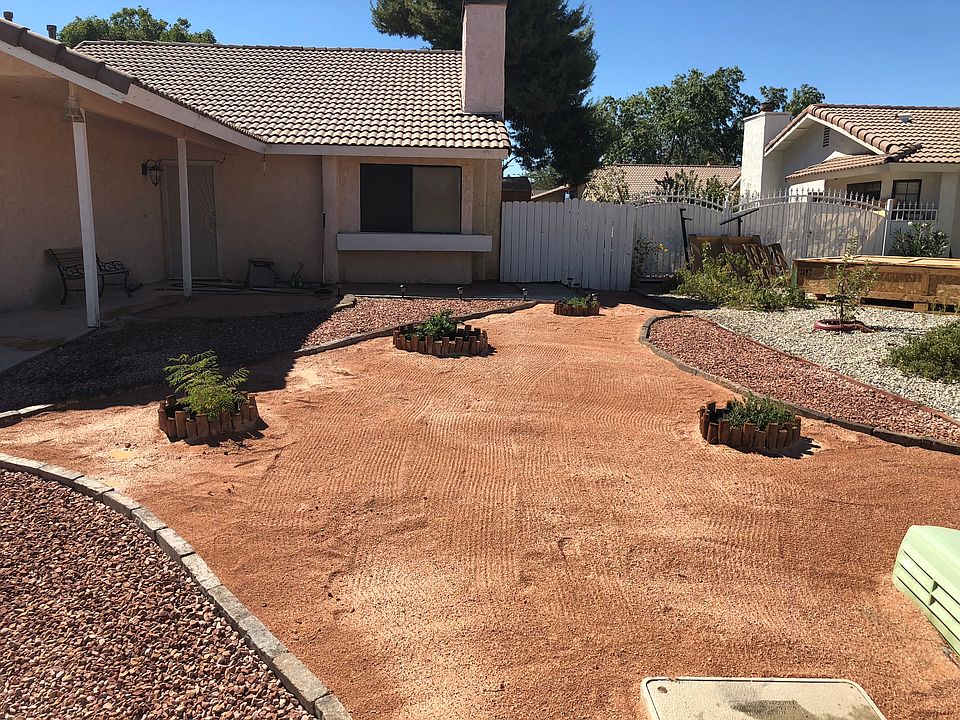 1st image of 43647 La Paz Ln