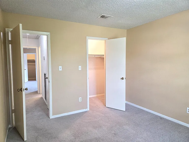 13427 Juniper Point Dr — Photo 24