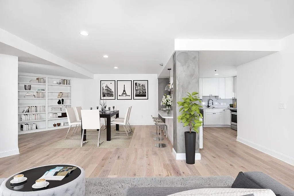 2515 Boston St — Photo 1