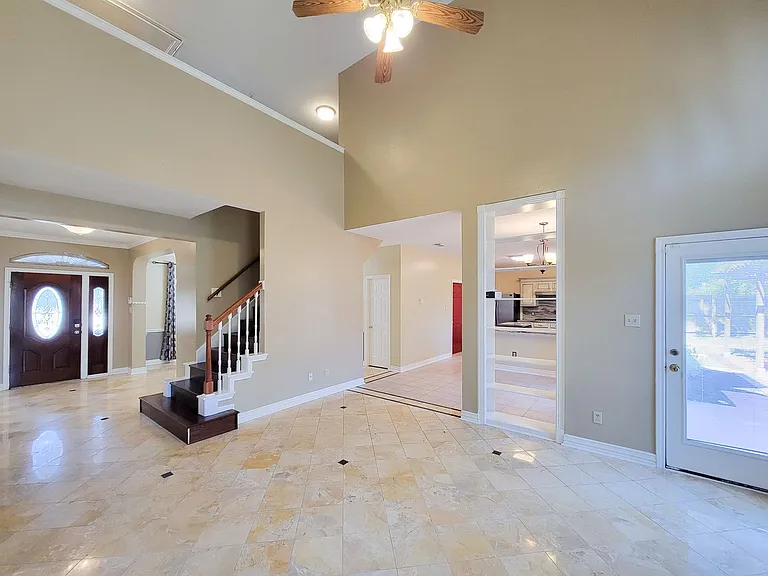 13602 Somersworth Dr — Photo 10