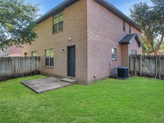 3rd image of 2541-43 Ashford Dr #2541