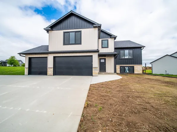 11251 Wisdom Ct SE, Chatfield, MN 55923