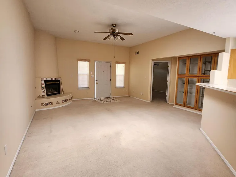 3821 Sunbird Dr NW — Photo 3