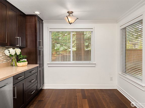 4th image of 4316 W Lake Sammamish Parkway SE #H103