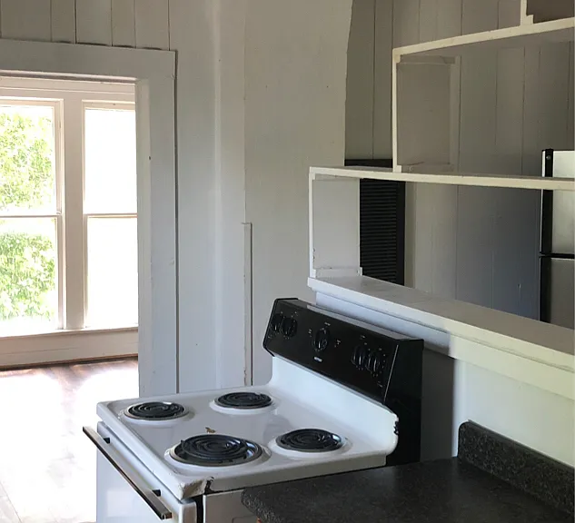 2329 S Crysler Ave #4 — Photo 5