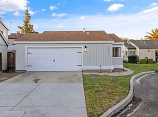 306 E Elowin Ct, Visalia, CA 93291